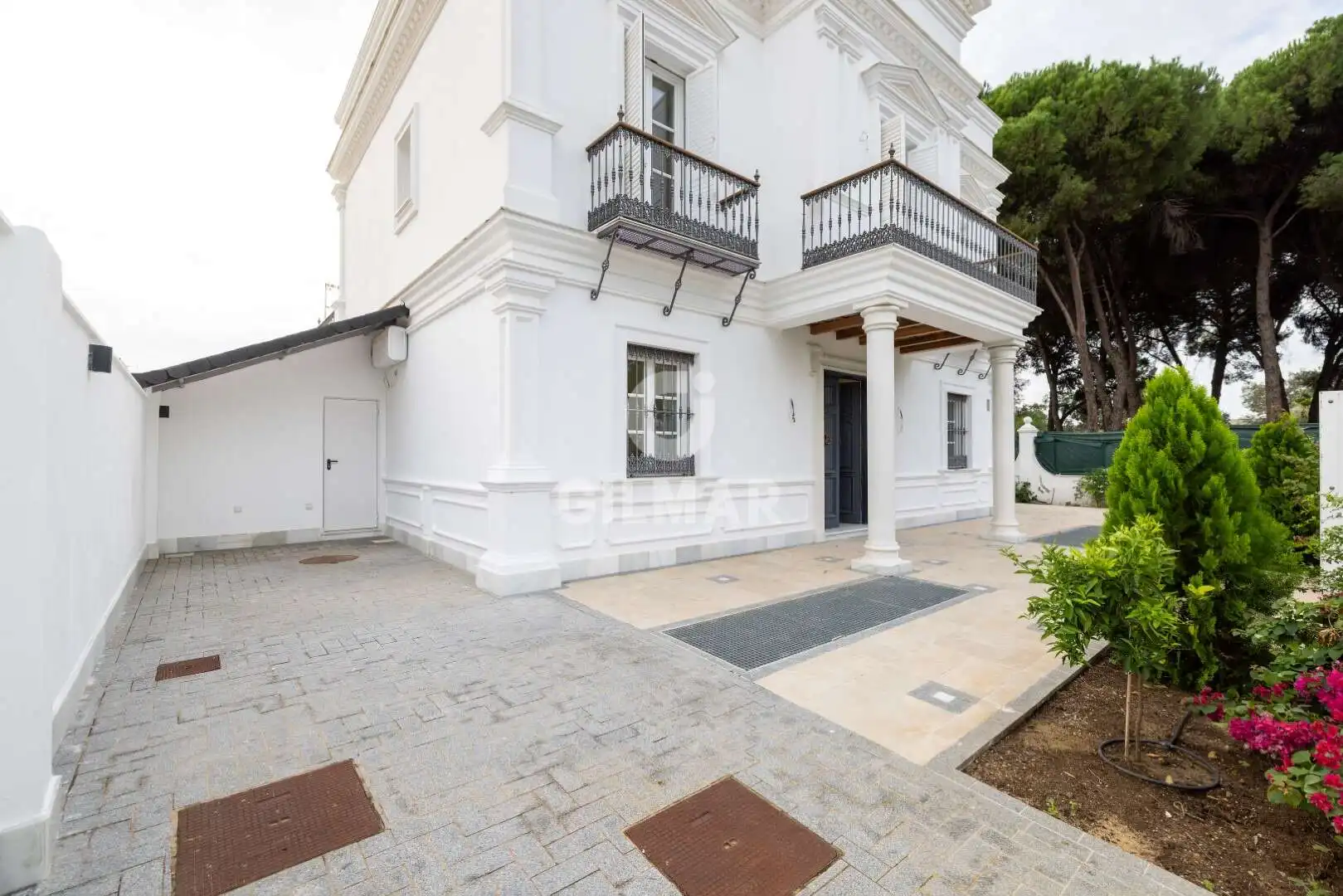 Exterior view of Houses for sale in Jerez de la Frontera  with Heating, Private garden and Swimming Pool