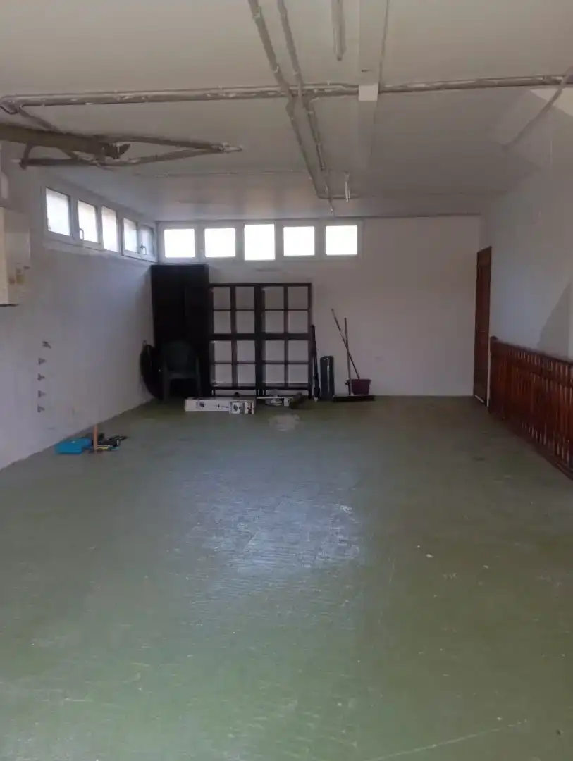 Casa adosada en venda en Aia amb Balcó