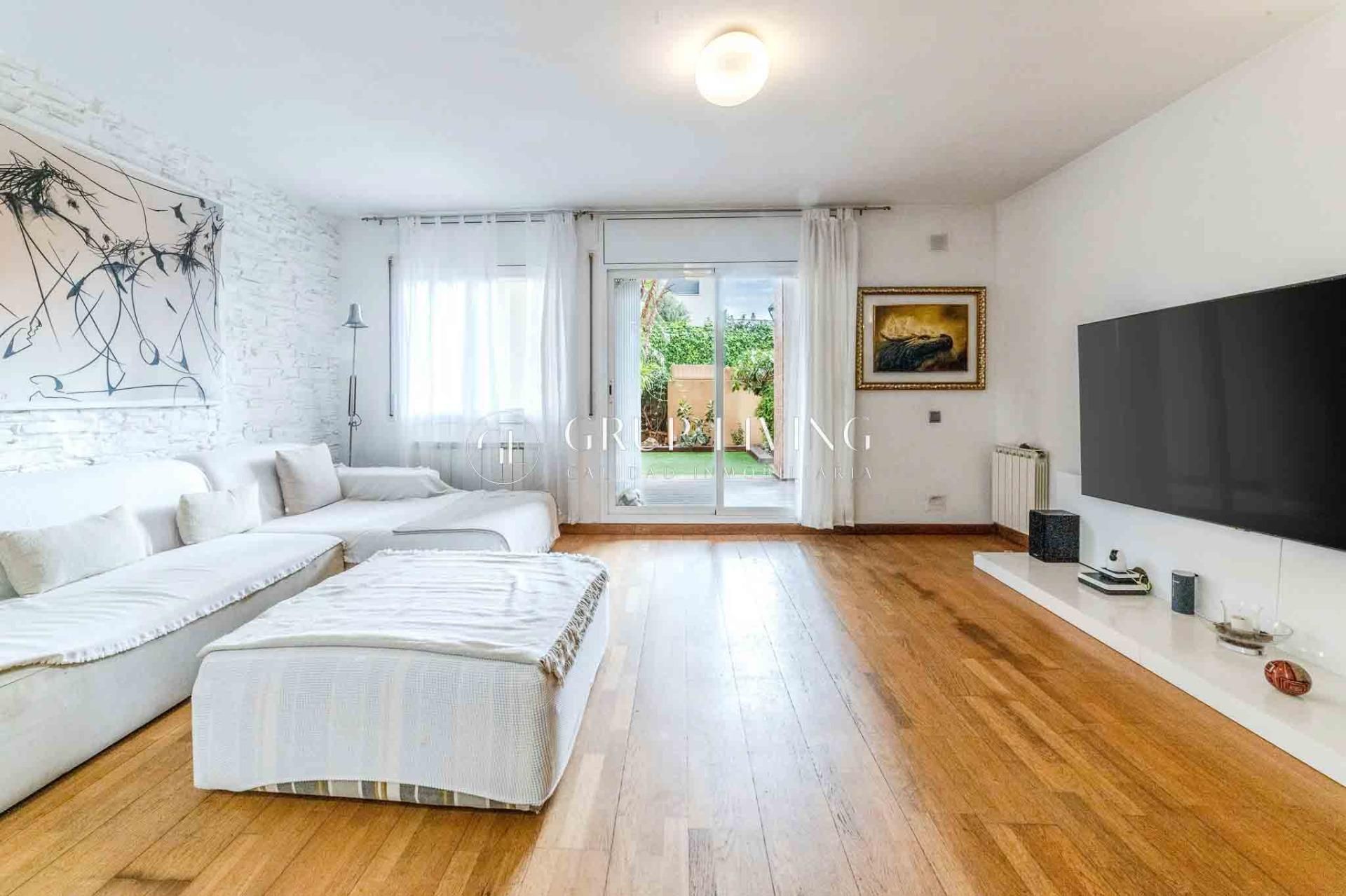 Garden of Flat for sale in Sitges  with Air Conditioner, Heating and Private garden