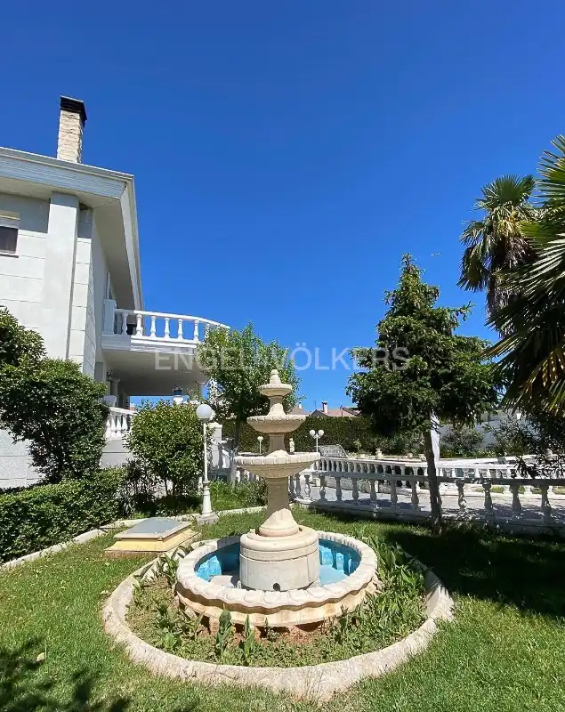 Außenansicht von Country house zum Verkauf in Cabanillas del Campo mit Klimaanlage, Heizung und Privatgarten