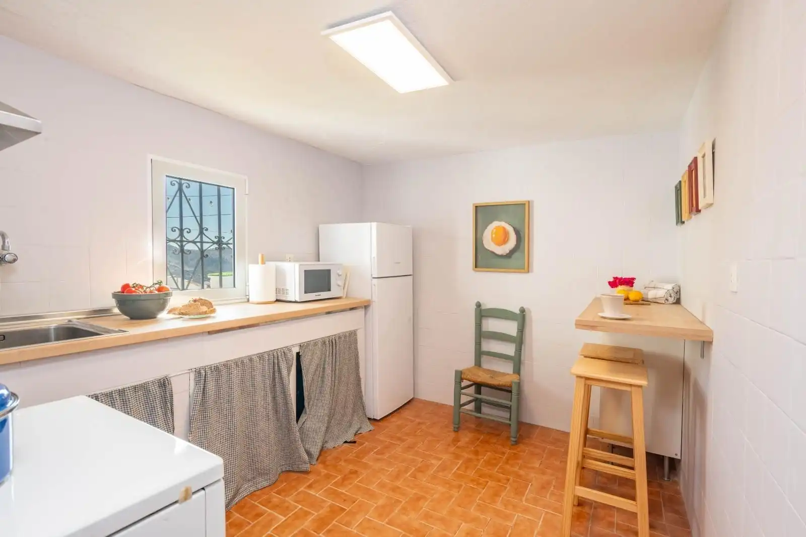 Kitchen of Country homes for sale in Moclinejo  with Air Conditioner, Private garden and Terrace