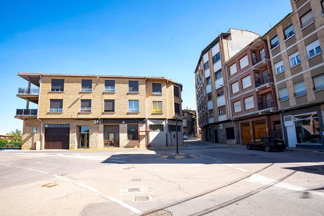 Vista exterior de Pis en venda en Funes amb Aire condicionat, Calefacció i Terrassa