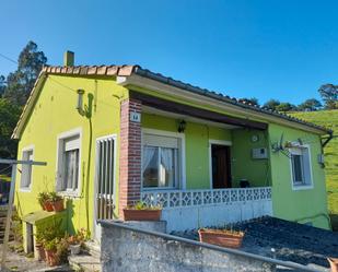 Vista exterior de Casa o xalet en venda en Piélagos amb Jardí privat, Terrassa i Moblat