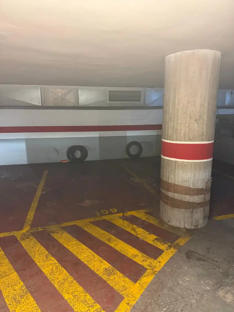 Einzelparkplatz zur Miete in Carrer de la Muntanya 25, imagen 4