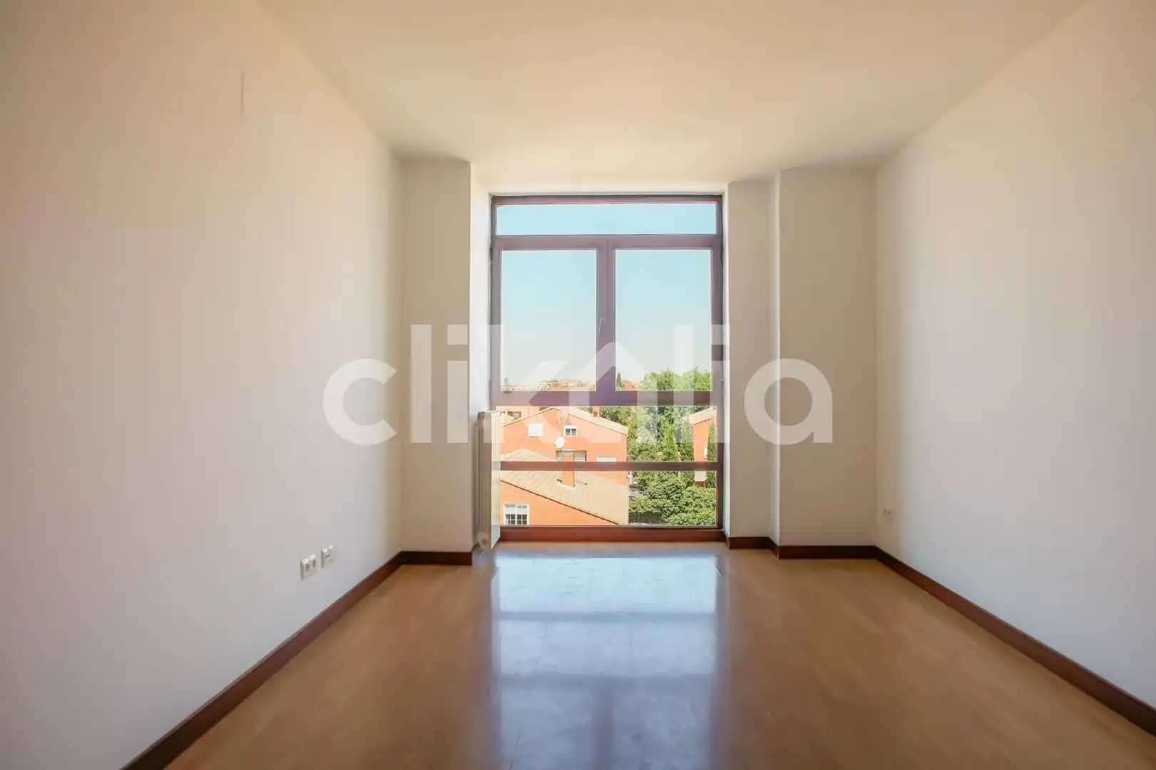Habitación de Piso en venta en Rivas-Vaciamadrid con Calefacción, Trastero y Piscina
