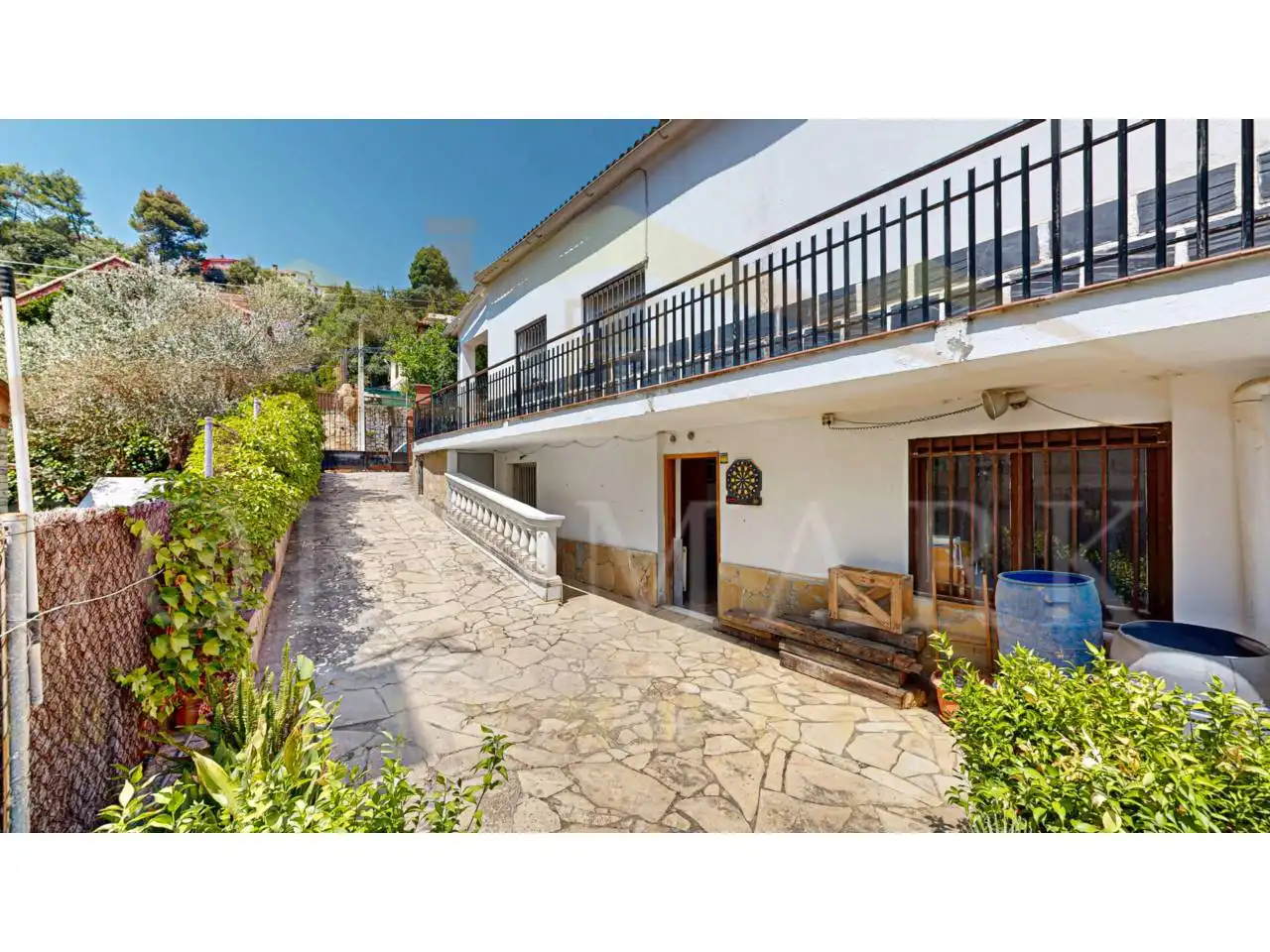 Vista exterior de Casa o xalet en venda en Corbera de Llobregat amb Calefacció, Jardí privat i Terrassa