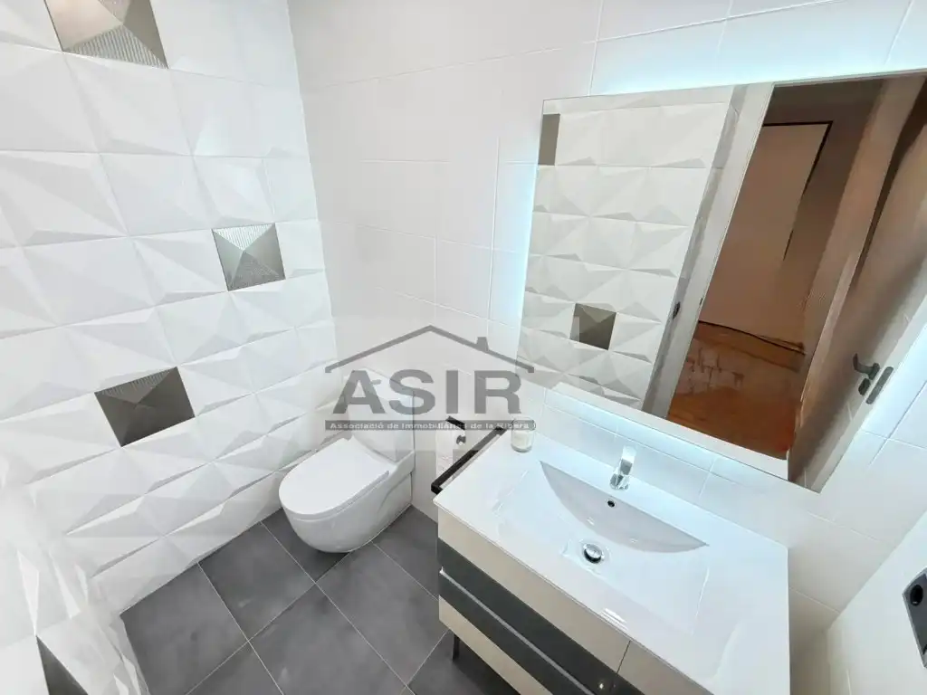 Bathroom of Flat for sale in Alzira
