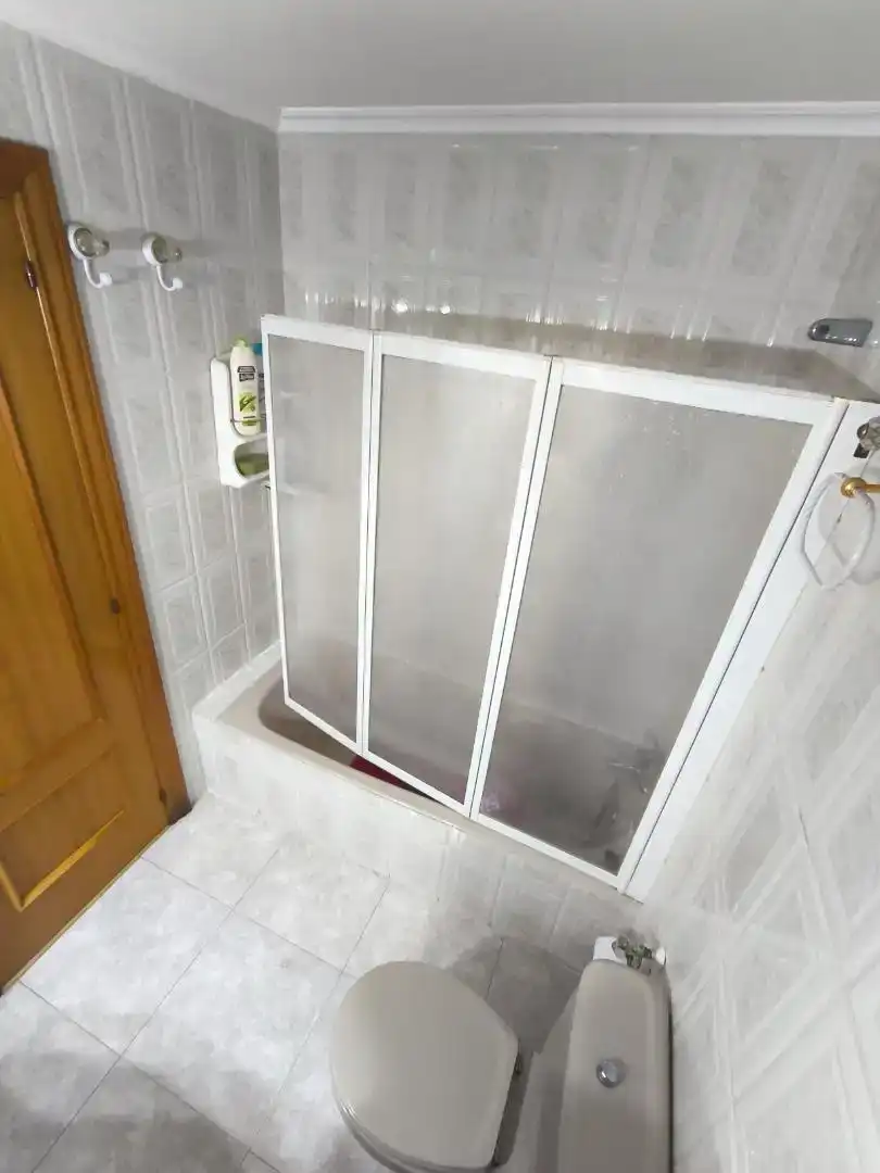 Baño de Casa adosada de alquiler en Fuentes de Ebro, Zaragoza