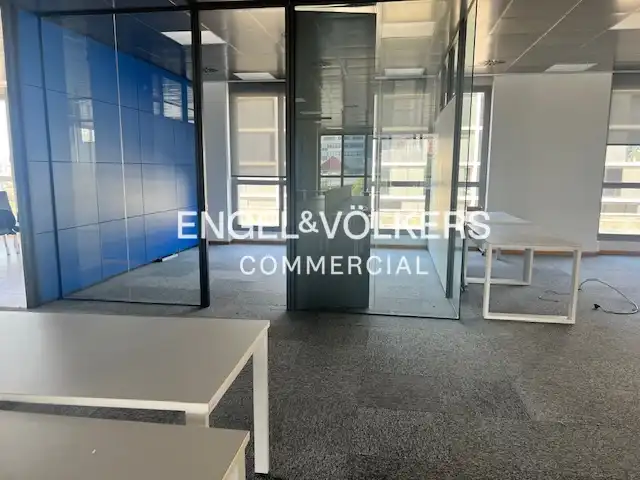 Oficina de lloguer en Sant Joan Despí amb Aire condicionat