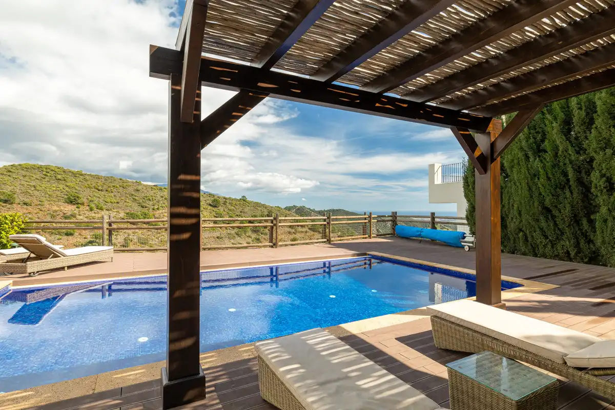 Casa con piscina en venta en Benahavís pueblo, imagen 4