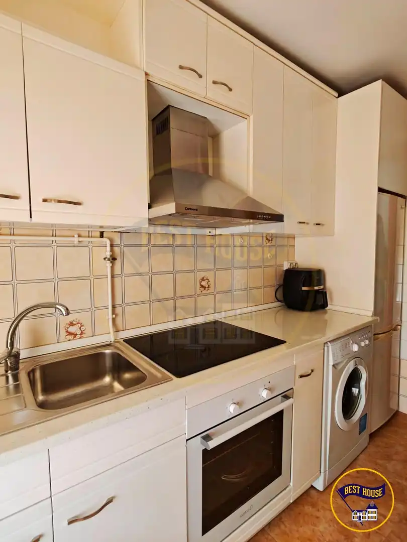 Cocina de Piso de alquiler en Cuenca con Calefacción, Parquet y Amueblado