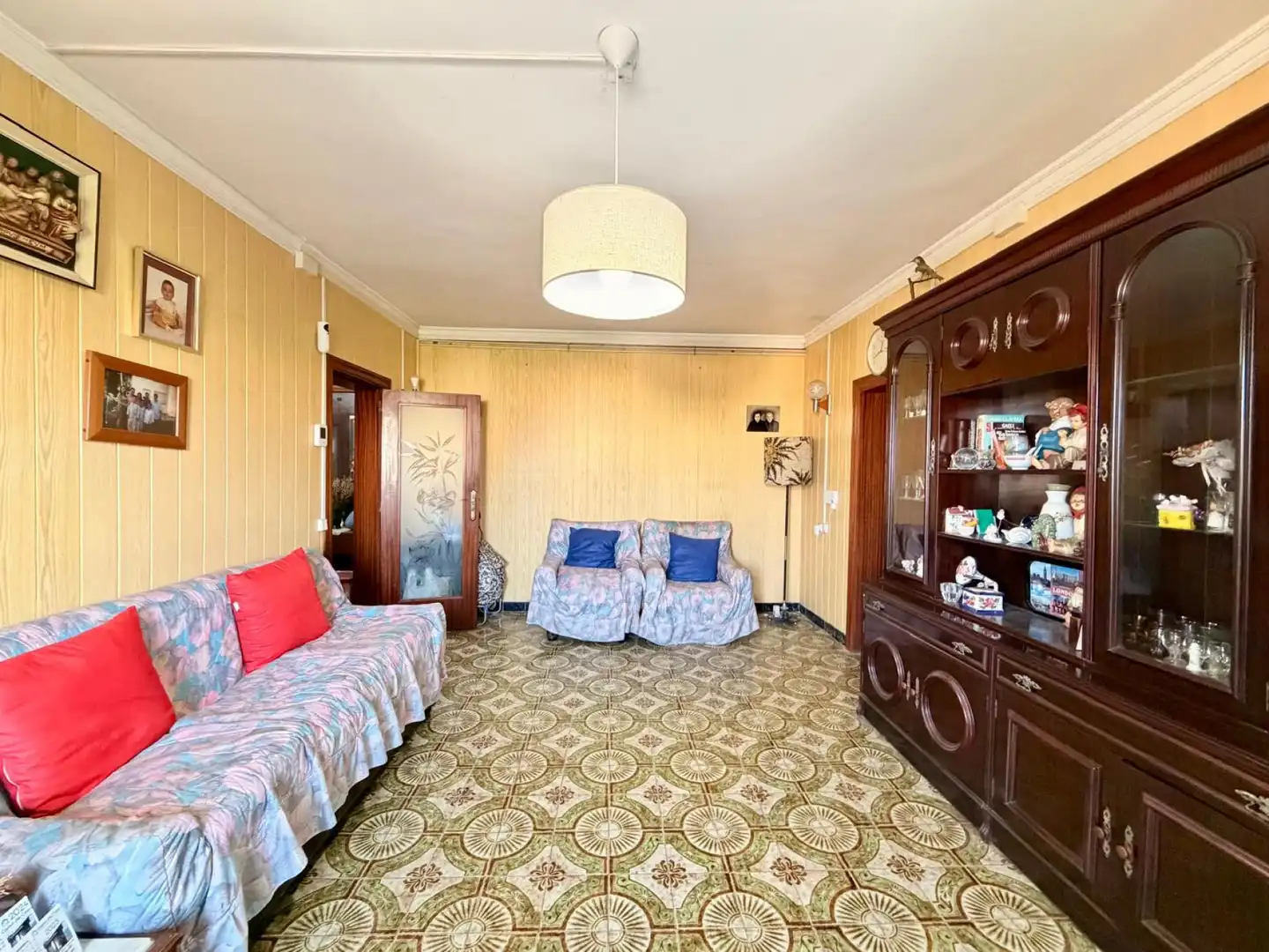 Living room of Flat for sale in Sabadell  with Balcony