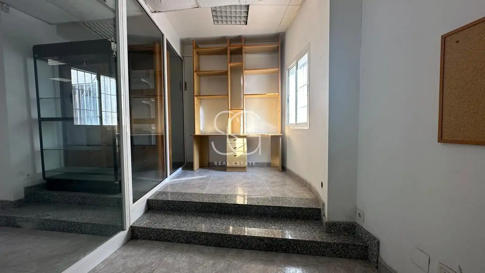 Gewerbefläche zum Verkauf in Calle Joan Carles I, imagen 2