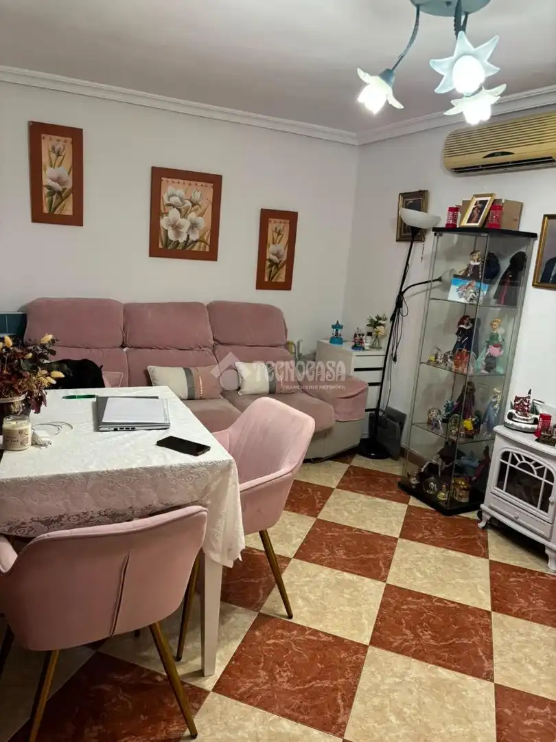 Sala d'estar de Pis en venda en Sevilla