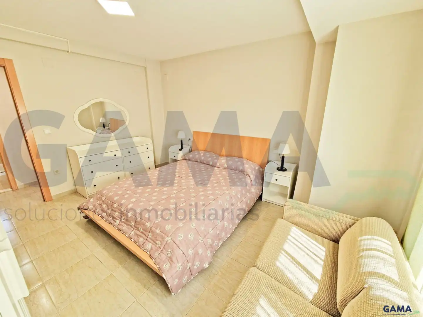 Habitación de Piso de alquiler en Alzira con Aire acondicionado y Amueblado