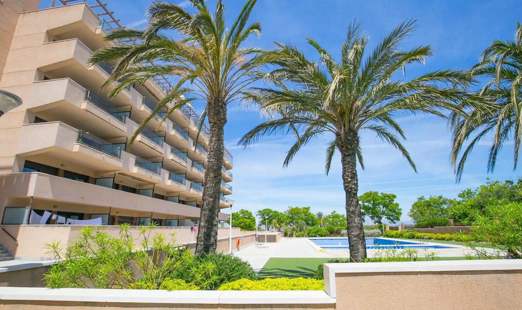 Vista exterior de Apartament en venda en Elche / Elx amb Aire condicionat, Calefacció i Terrassa