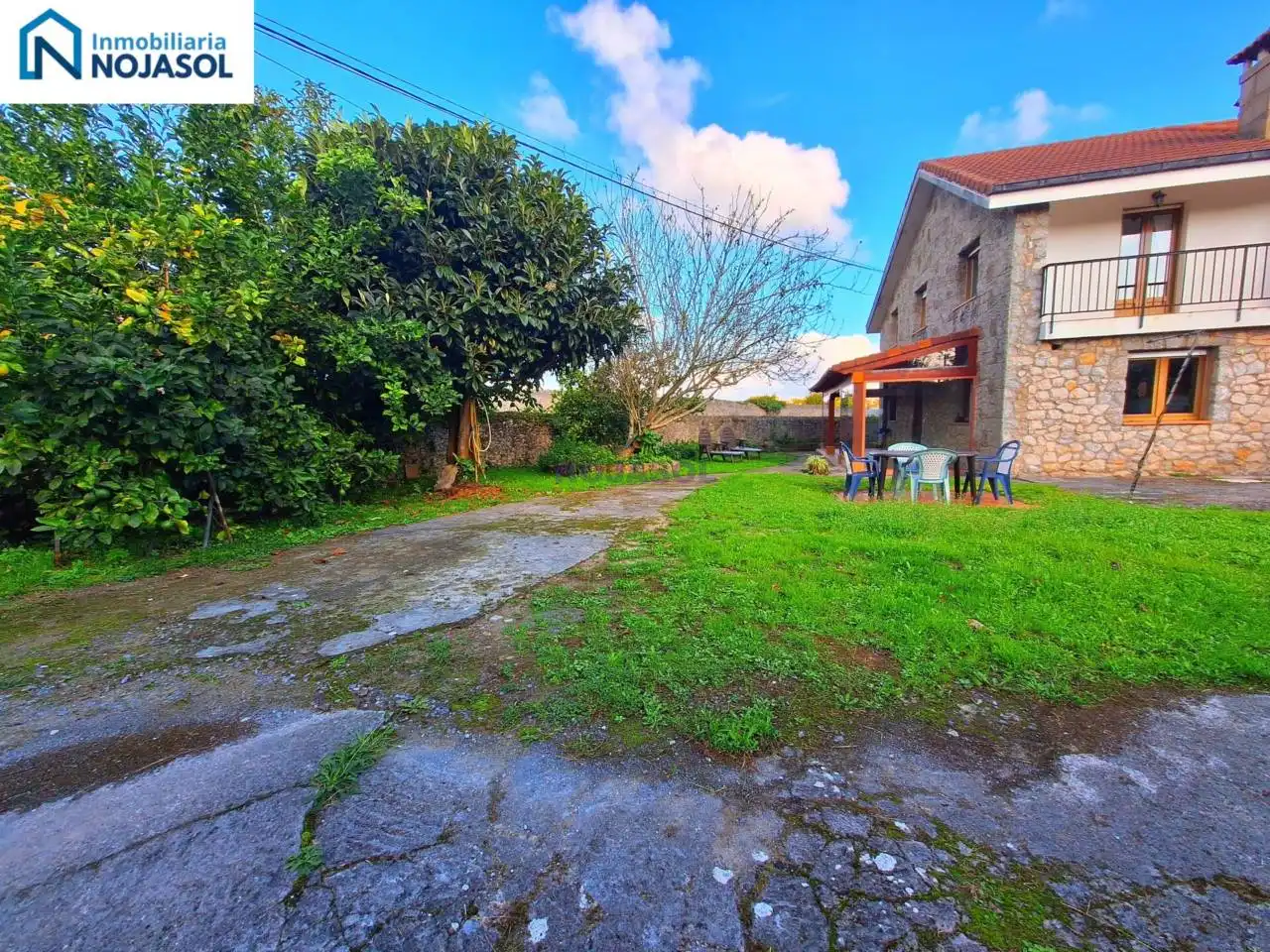 Detached homes for rent in Noja  with Heating, Private garden and Furnished