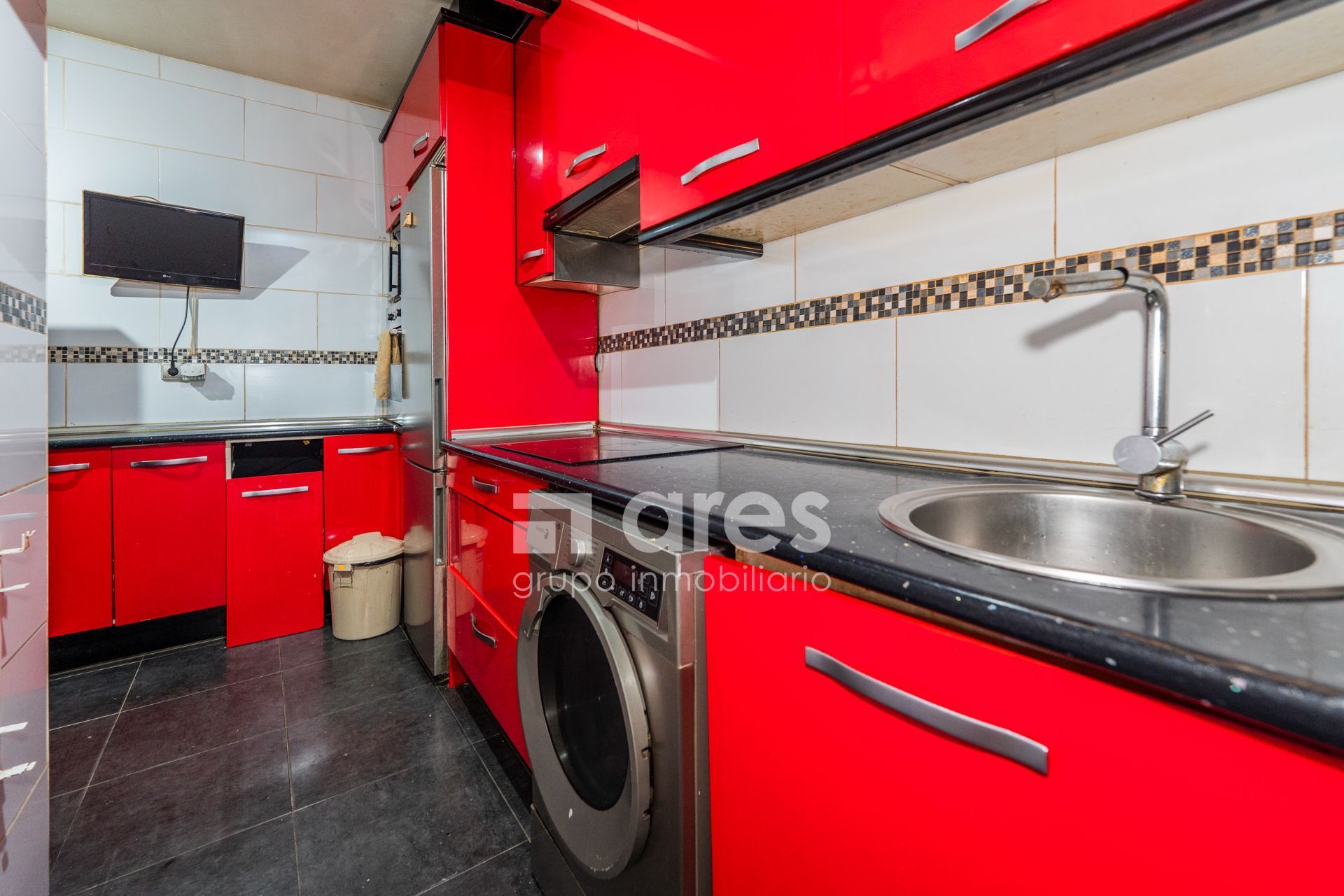 Kitchen of Flat for sale in  Madrid Capital  with Air Conditioner and Heating