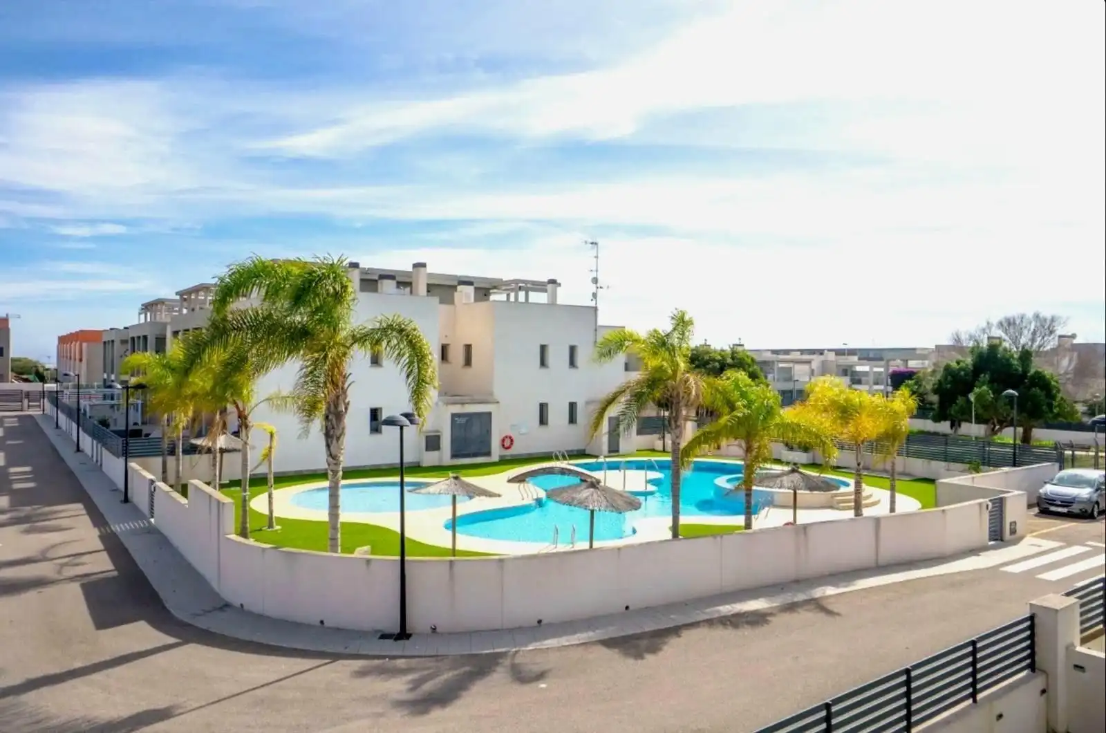 Apartment with pool for sale in Nueva Torrevieja - Aguas Nuevas