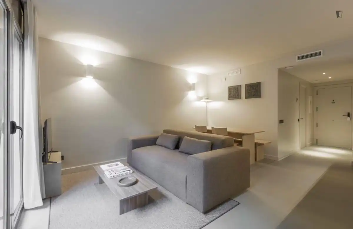 Wohnzimmer von Wohnungen zur Miete in Barcelona mit Klimaanlage, Möbliert und Ofen