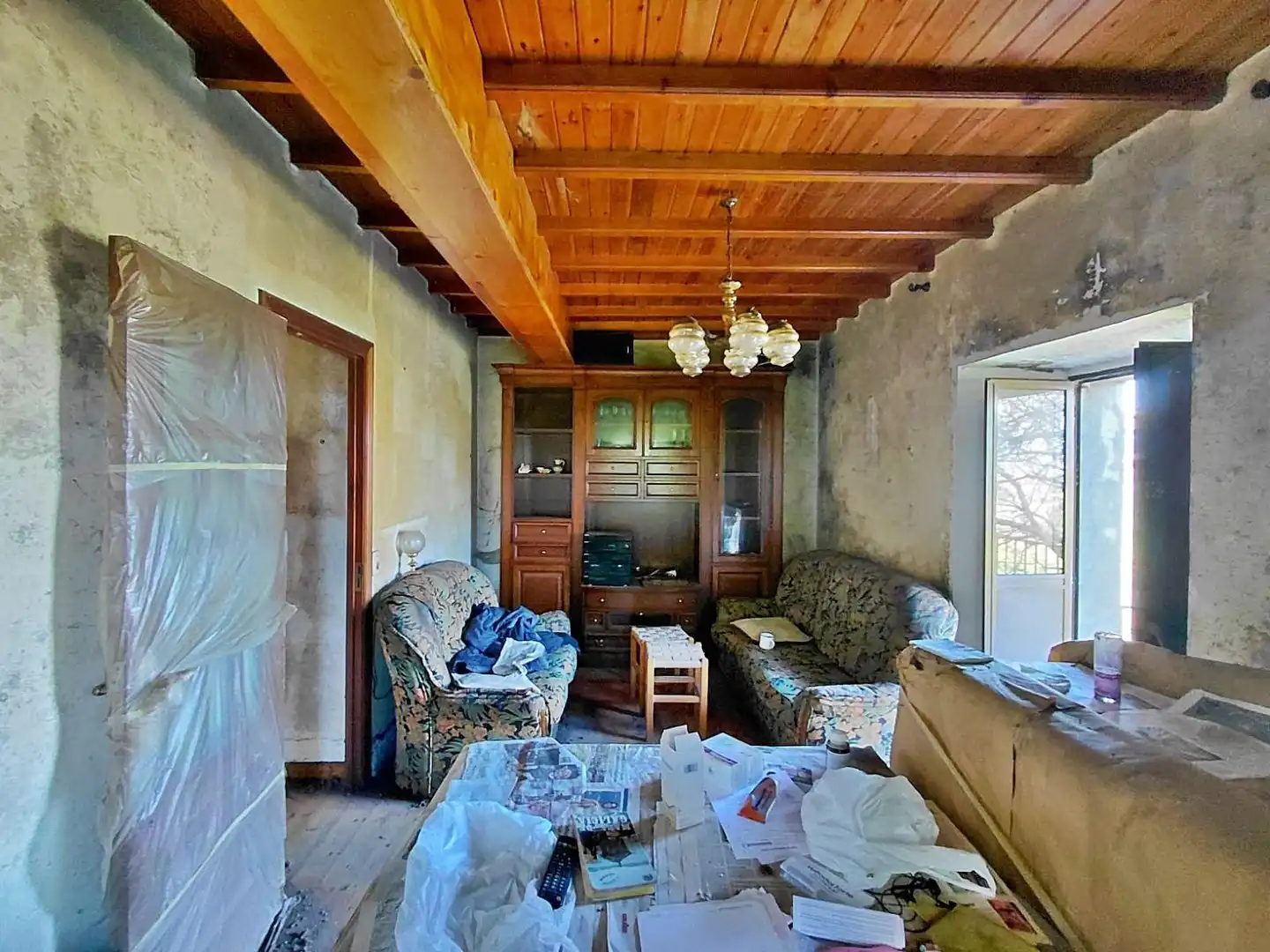 Sala d'estar de Casa o xalet en venda en Vilagarcía de Arousa amb Jardí privat, Terrassa i Traster