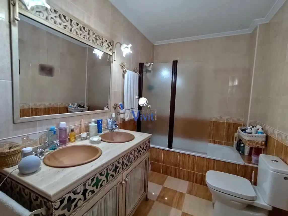 Bany de Casa o xalet en venda en Alcalá de Guadaira amb Aire condicionat i Traster