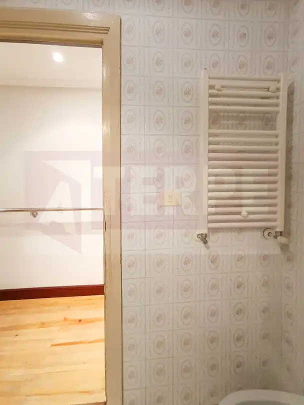Piso en venta en Lezo con Calefacción, Trastero y Balcón
