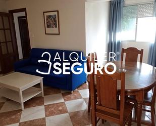 Sala d'estar de Pis de lloguer en Torremolinos amb Aire condicionat i Moblat