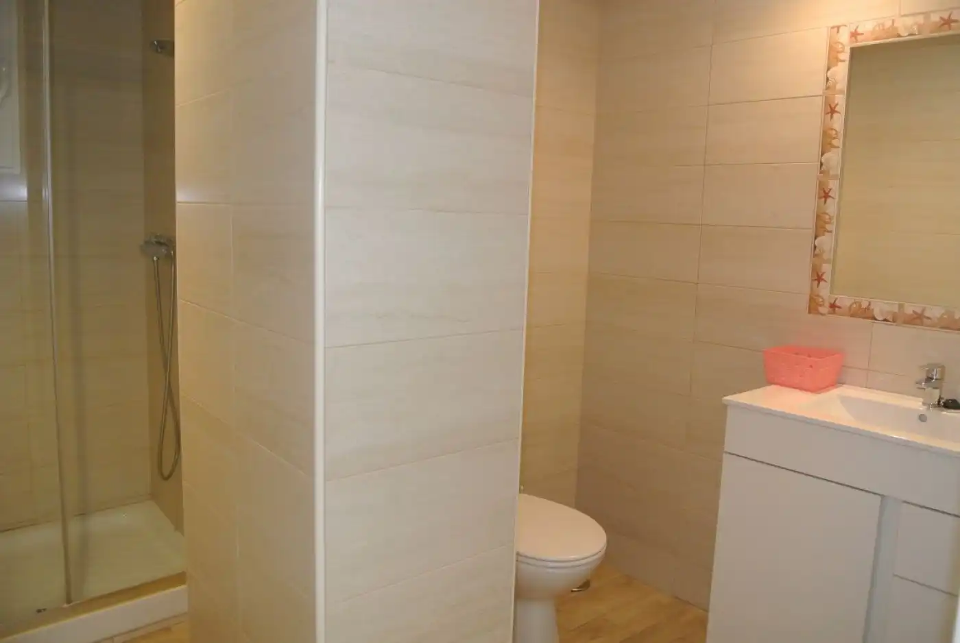Baño de Piso de alquiler en Cartagena con Terraza, Amueblado y Balcón