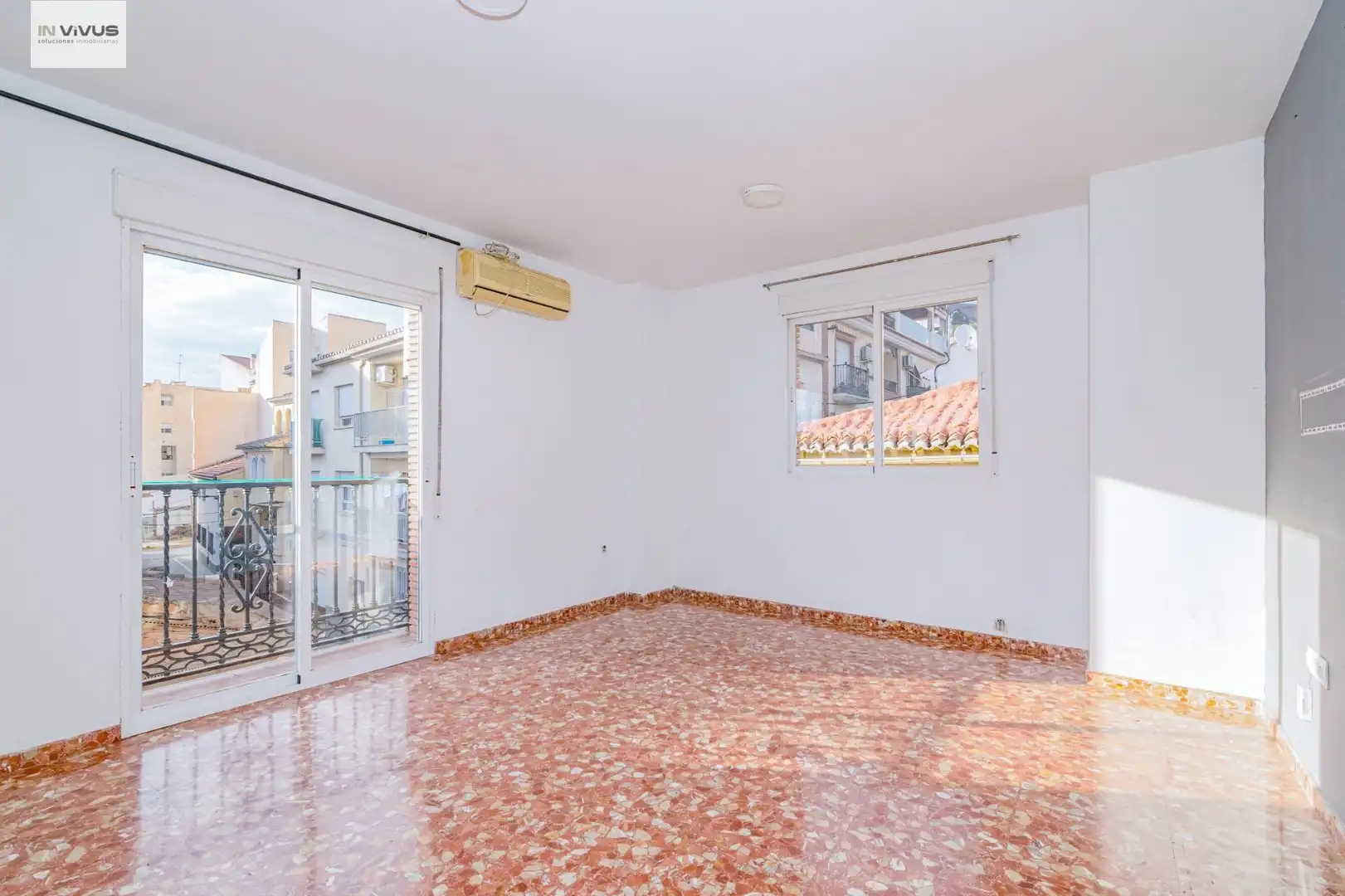 Vista exterior de Piso en venta en Maracena con Aire acondicionado, Calefacción y Terraza