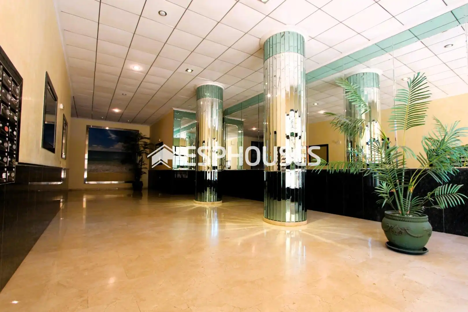Apartments for sale in Guardamar del Segura  with Air Conditioner and Furnished