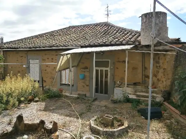 Vista exterior de Casa o xalet en venda en Santiago Millas