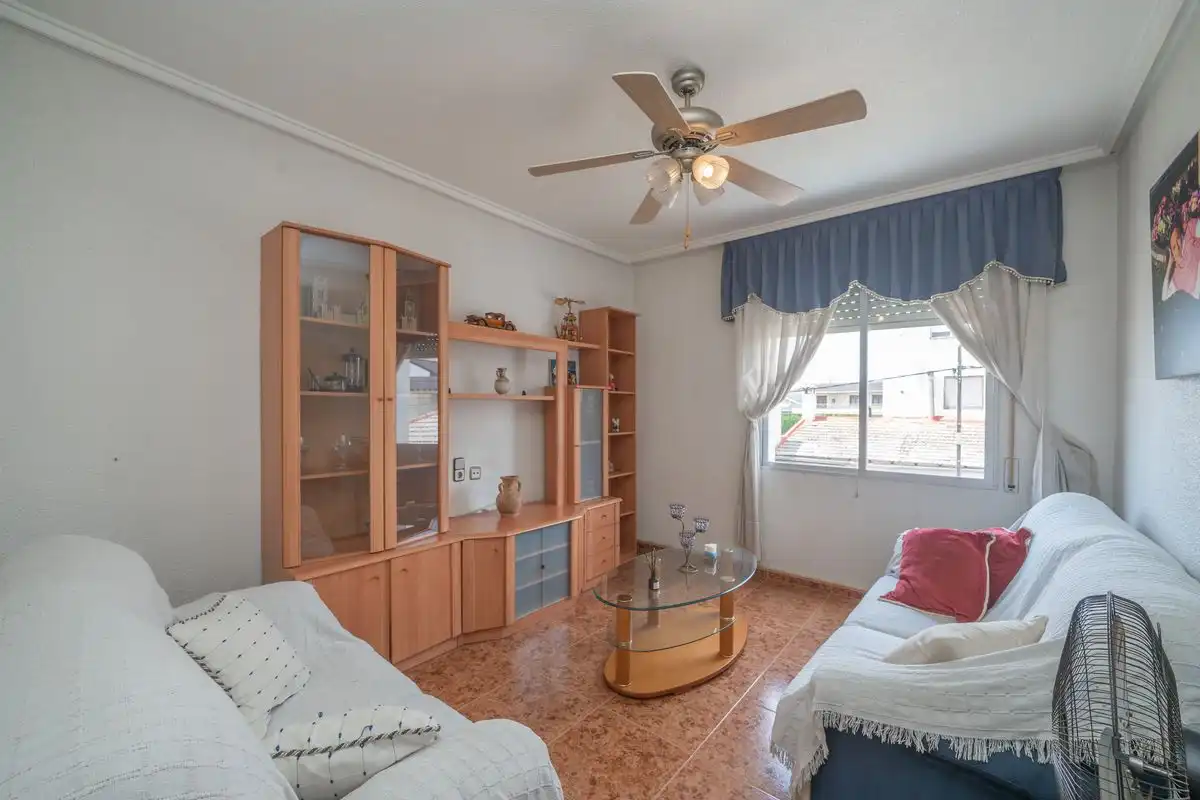 Sala d'estar de Edifici en venda en Orihuela
