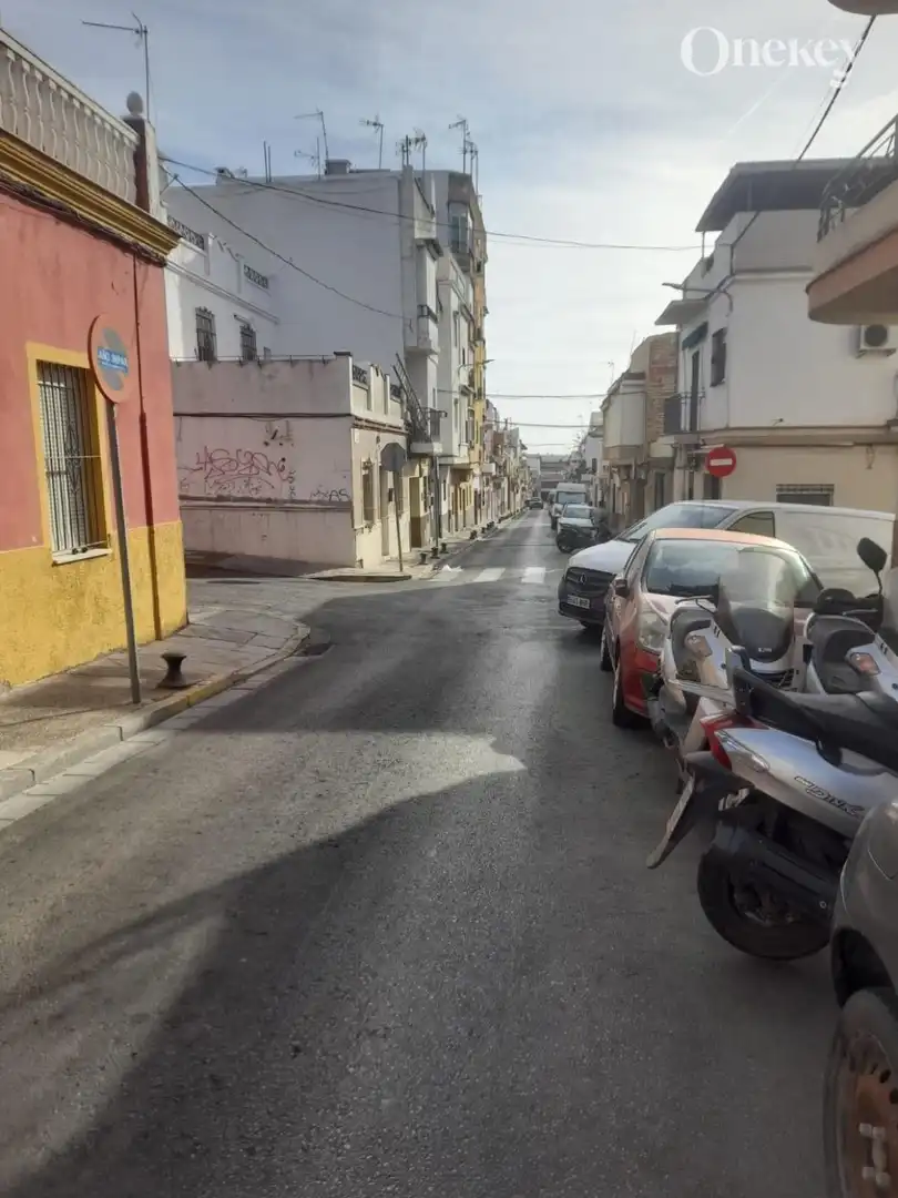 Exterior view of Flat for sale in Barrio Alto