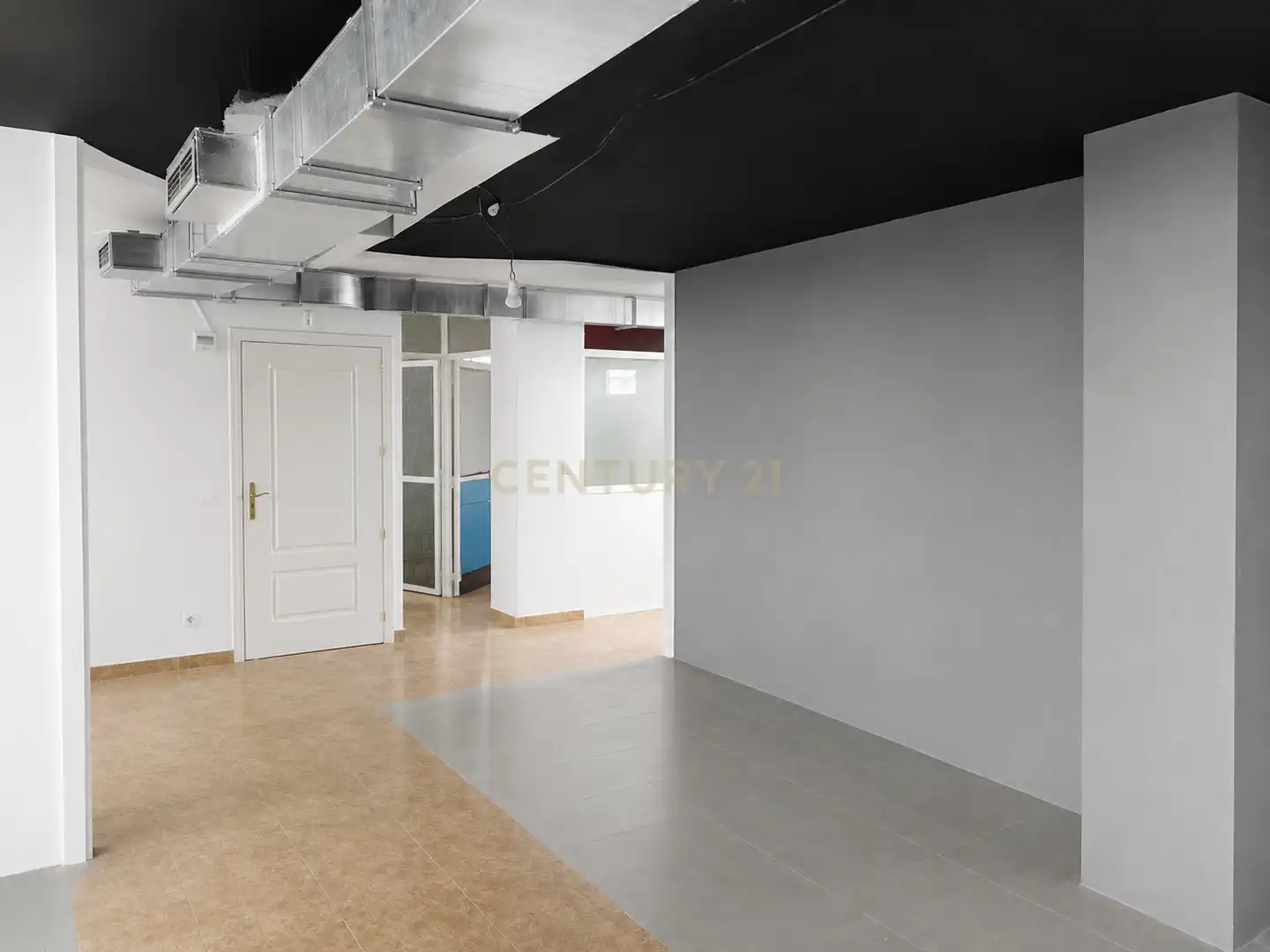 Business premises for sale in Calle de San Joaquín, 18, Majadahonda, Spain 18, imagen 7
