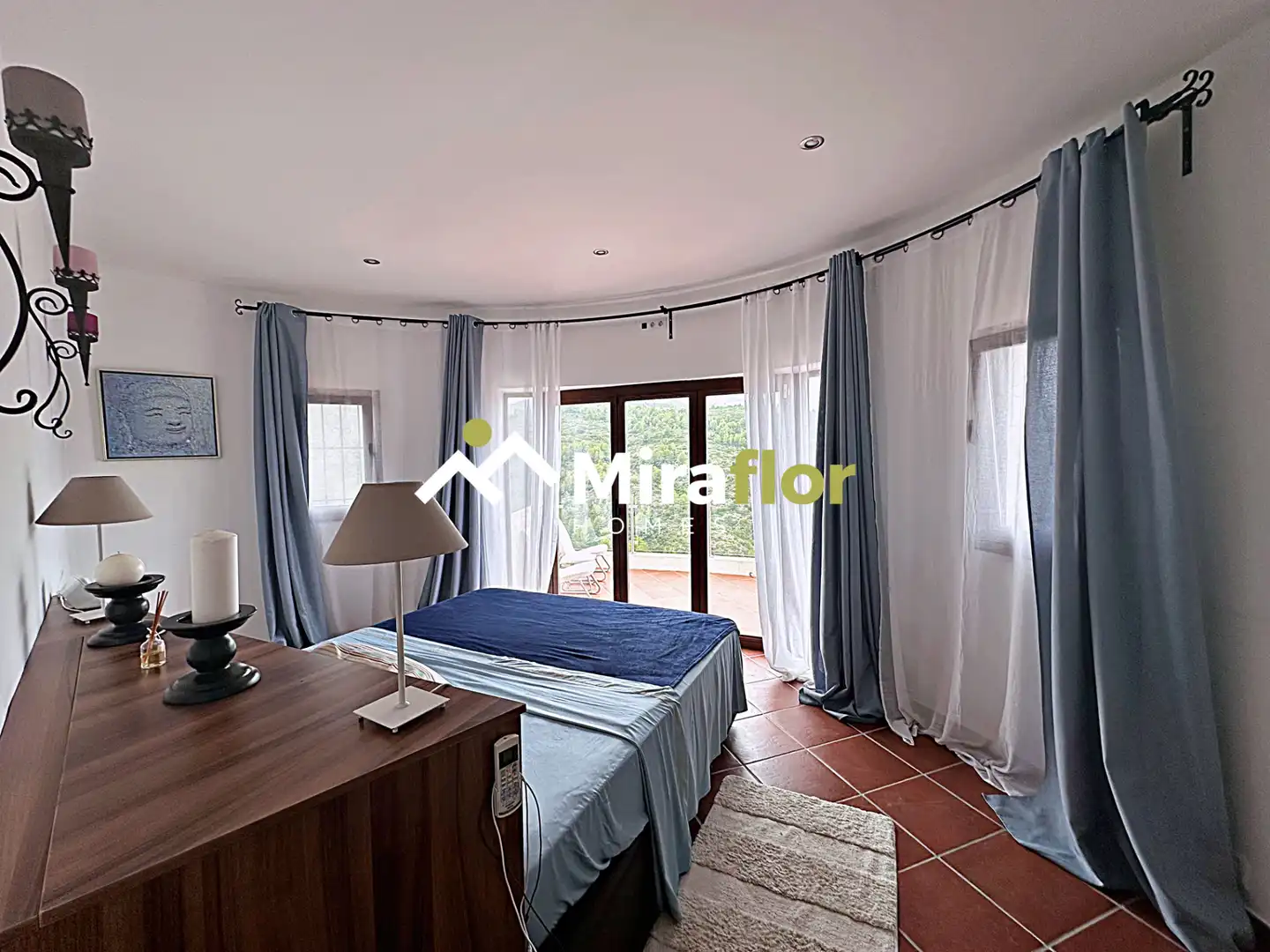Chalet con piscina en venta en Calle los Almendros, imagen 23