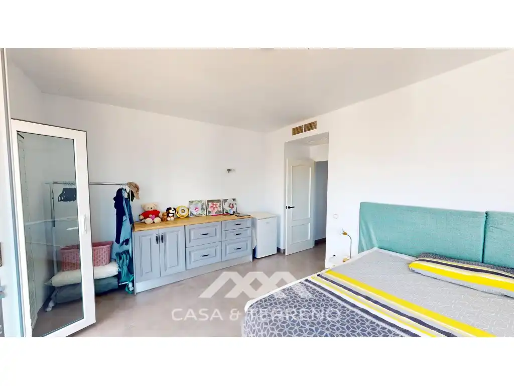 Dormitori de Casa o xalet en venda en Vélez-Málaga amb Aire condicionat, Jardí privat i Terrassa