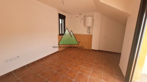 Foto 5 de Apartament en venda a Calle Nueva, Alcaucín, Málaga