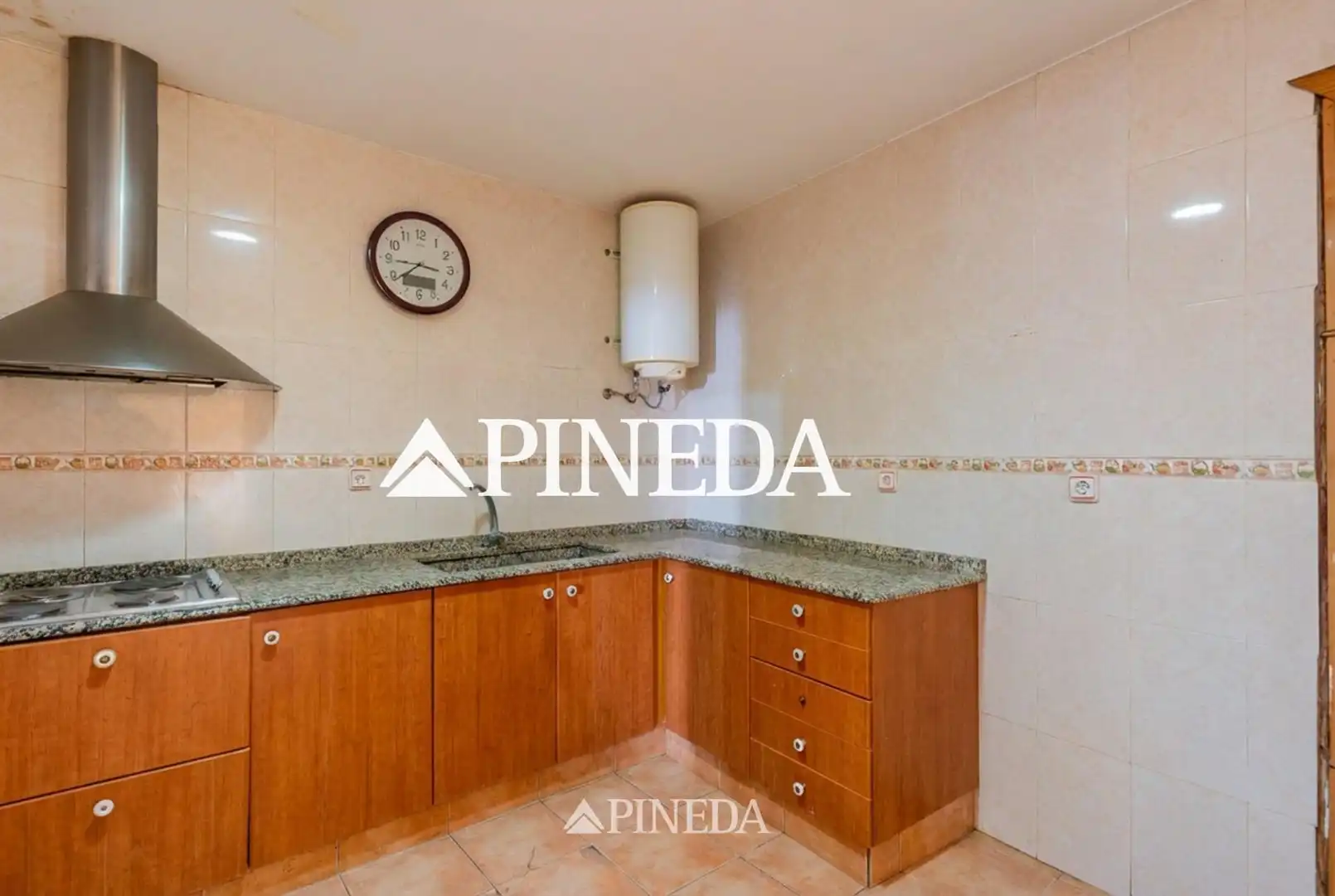Casa rústica con terraza en venta en Avenida PAIS VALENCIA, imagen 12