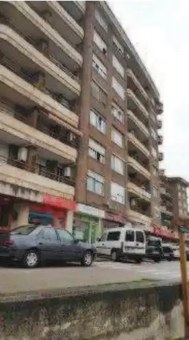 Vista exterior de Piso en venta en Medio Cudeyo
