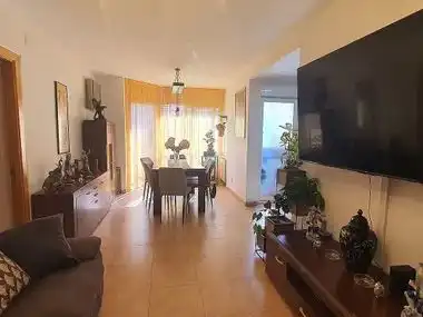 Piso con jardín en venta en Carrer de Montserrat Roig 11, imagen 3