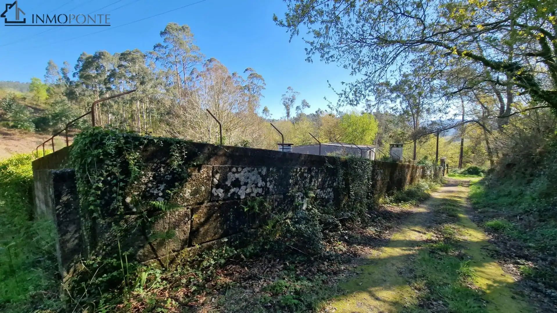 Nave industrial en venta en Pontevedra Capital 
