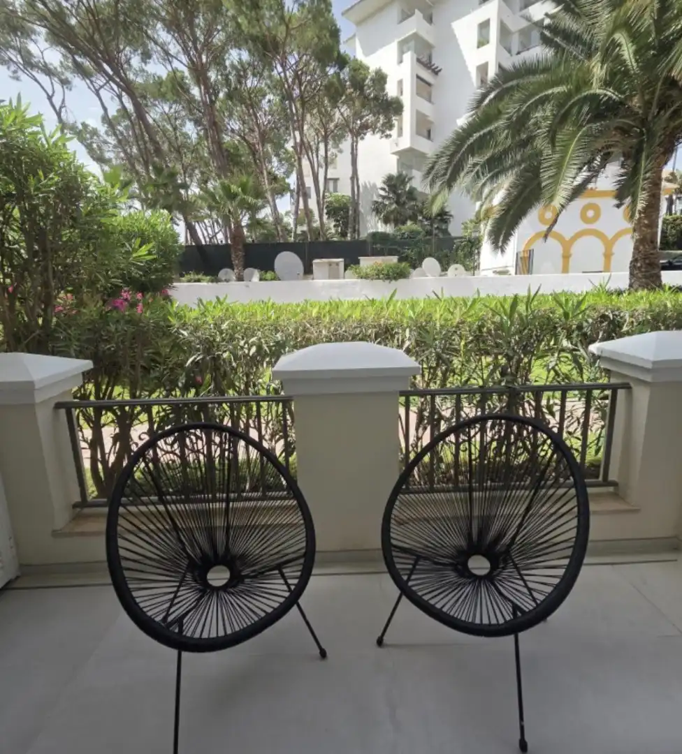 Appartement compact avec piscine à vendre à Nueva Andalucía, imagen 2