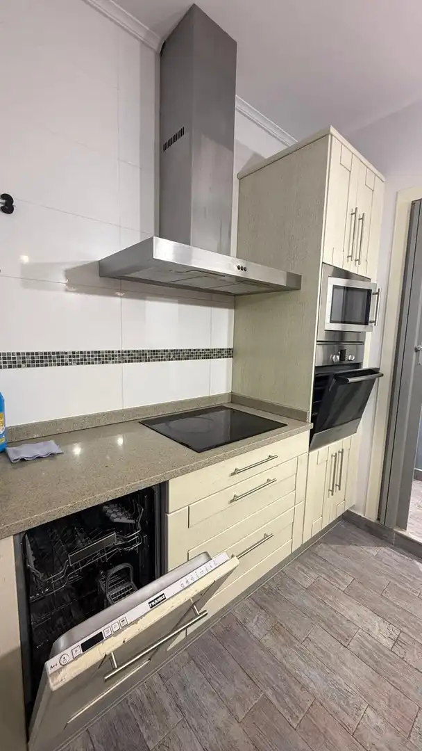 Cuina de Planta baixa en venda en Leioa amb Calefacció i Traster
