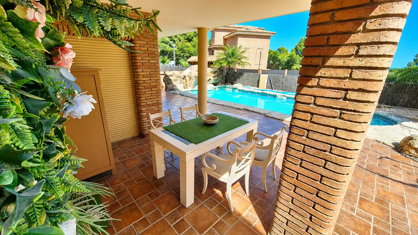 Terrassa de Casa o xalet en venda en Calafell amb Calefacció i Jardí privat