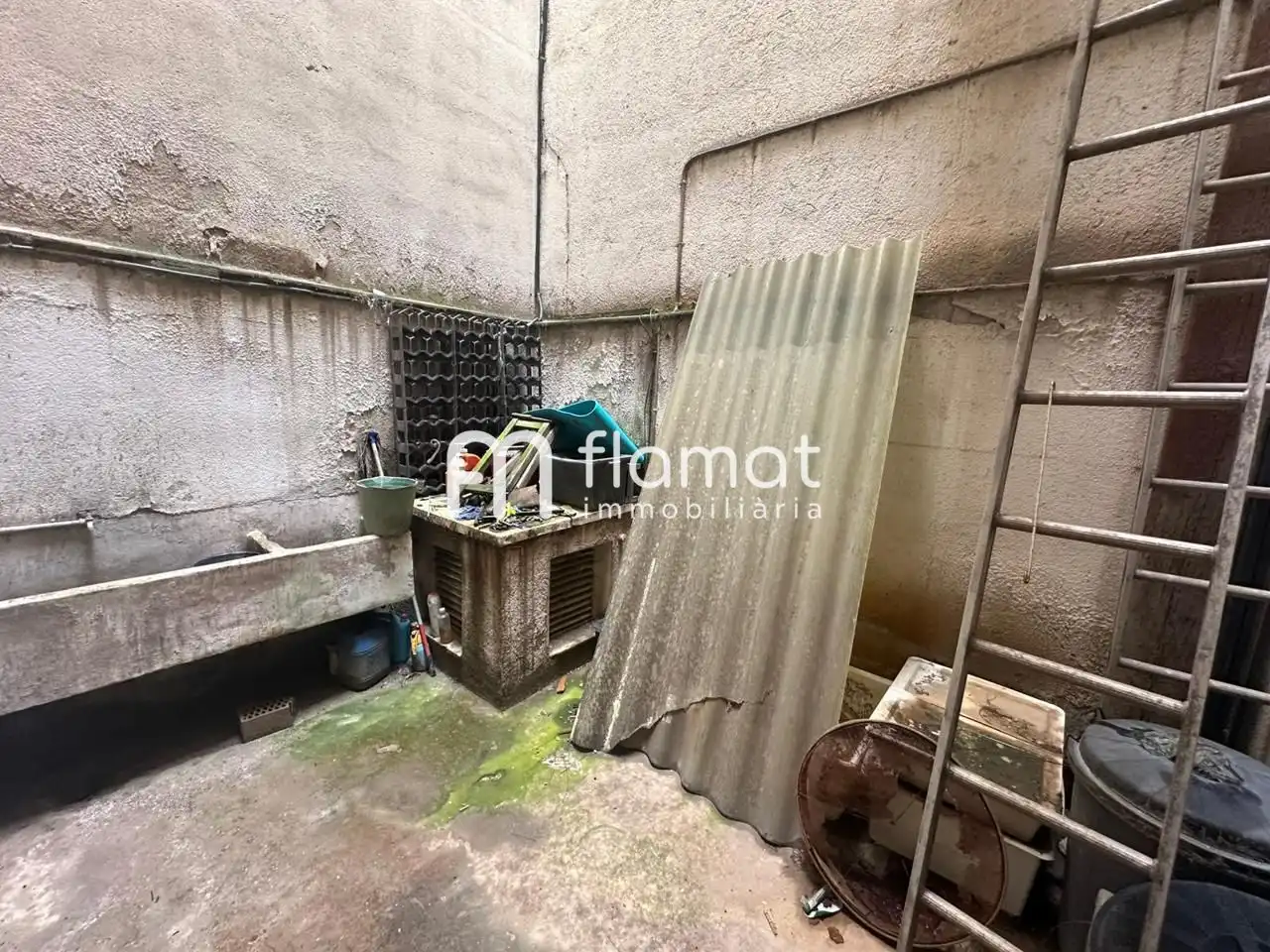 Edificio en venta en Santa Coloma de Gramenet