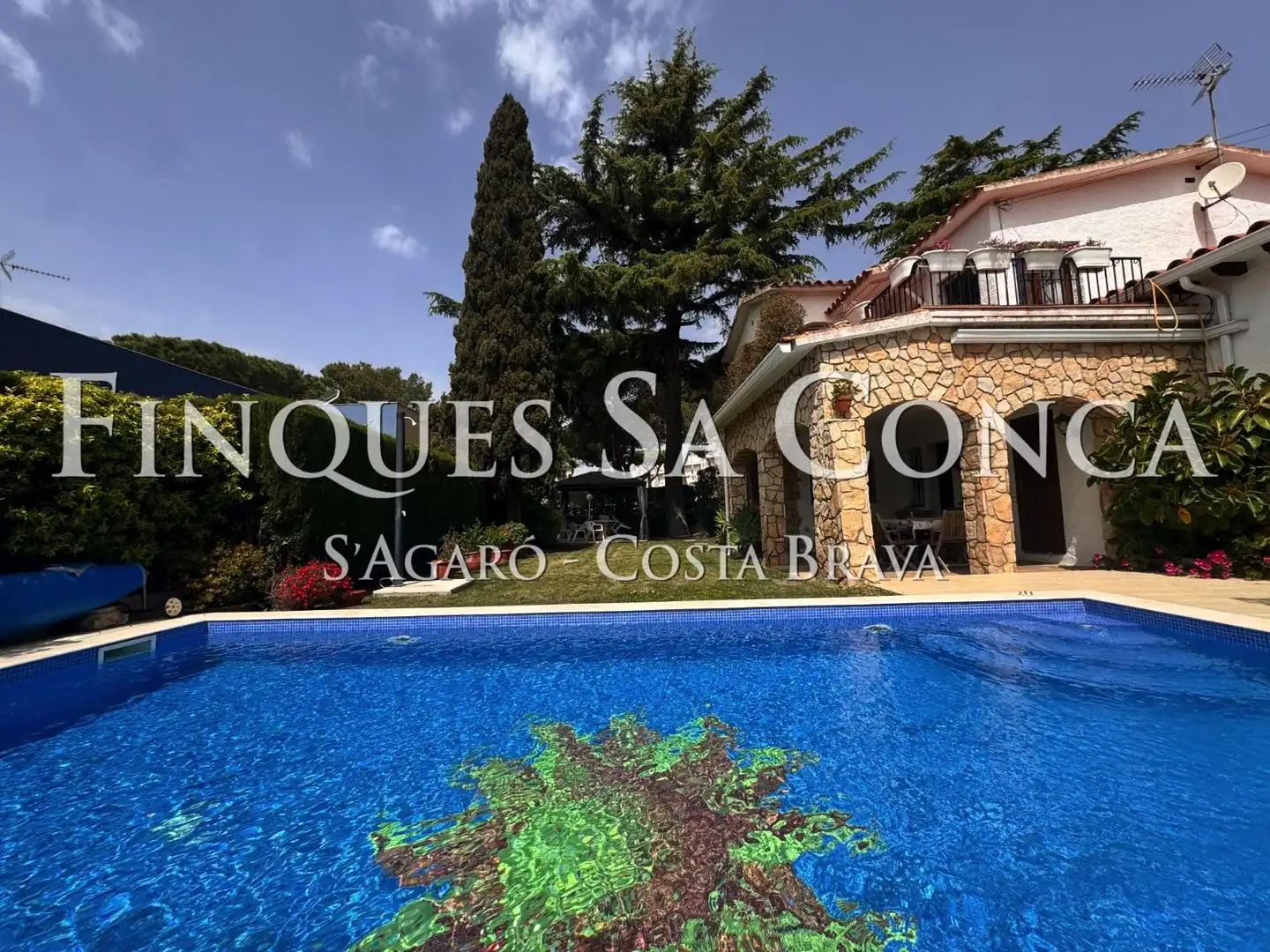 Jardín de Casa o chalet en venta en Castell d'Aro, Platja d'Aro i s'Agaró con Calefacción, Piscina y Alarma