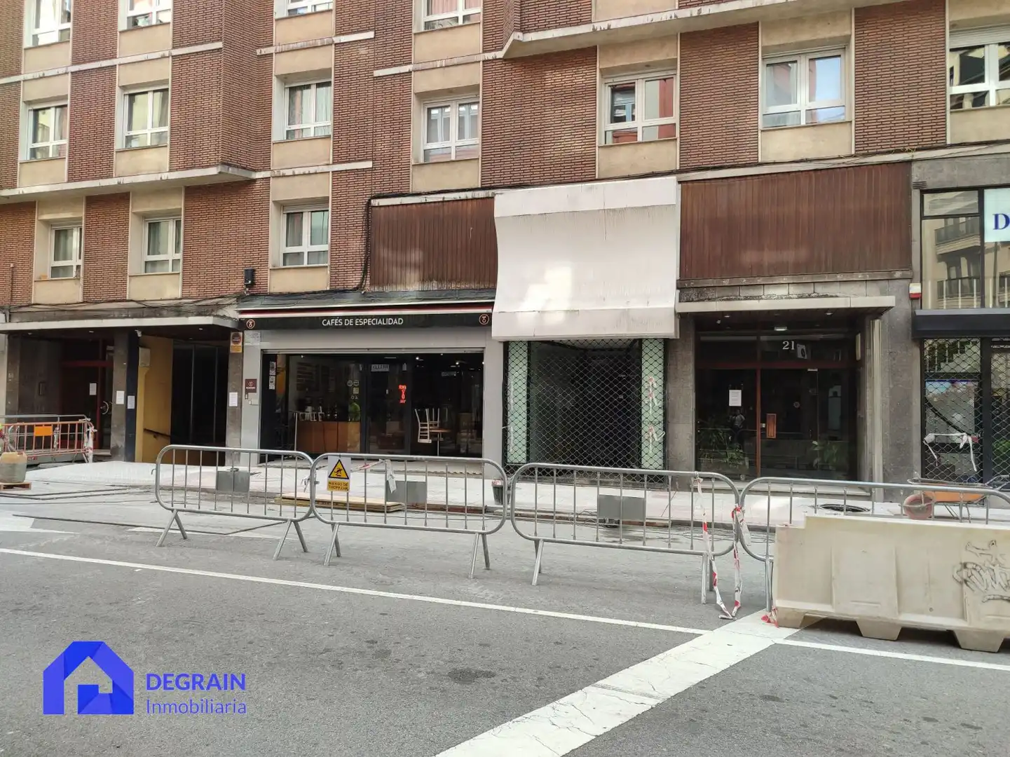 Local comercial en venta en MARQUÉS DE PIDAL