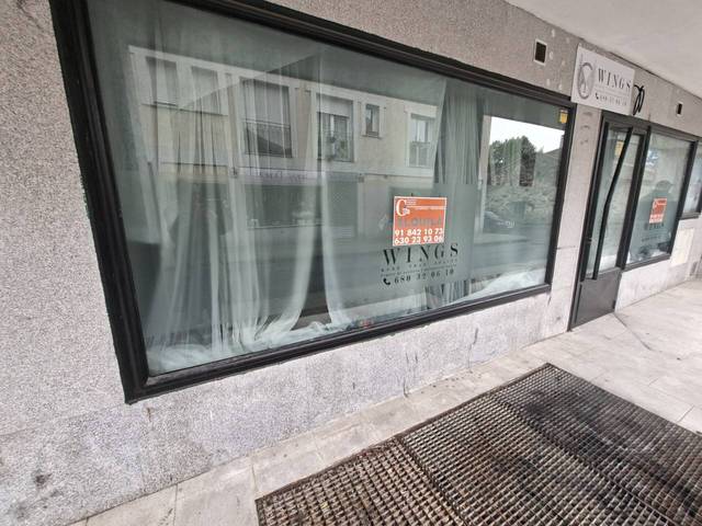 Local comercial en Alquiler en Calle Barrio de Arriba en Centro