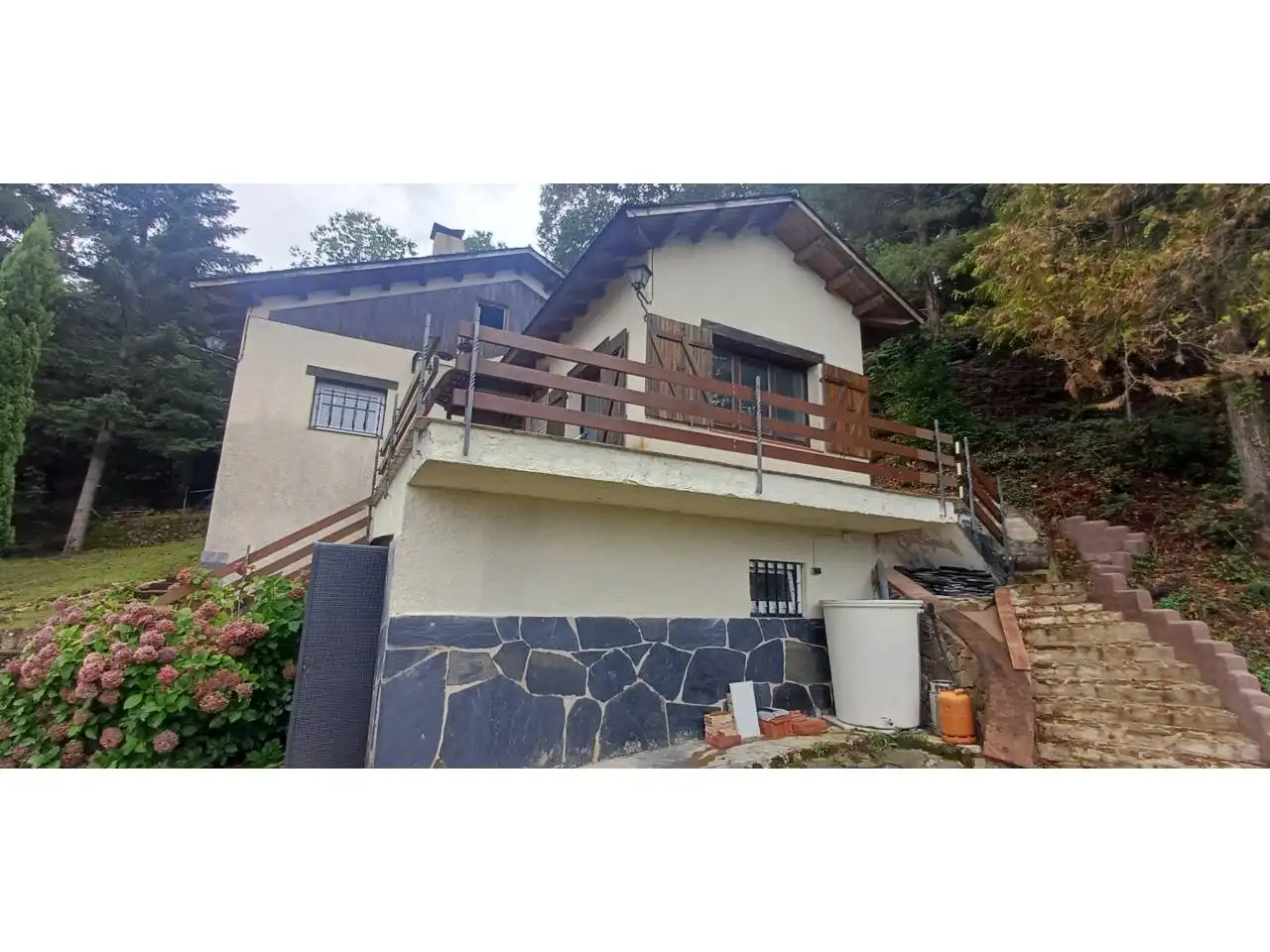Country homes for sale in Susqueda, Girona